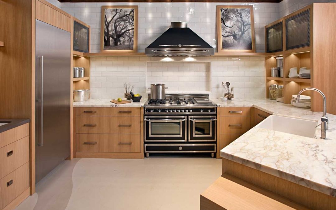 PIRCH UPSCALE PLUMBING AND APPLIANCE SHOWROOM KITCHEN